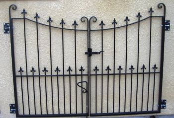Small Driveway Gates 14