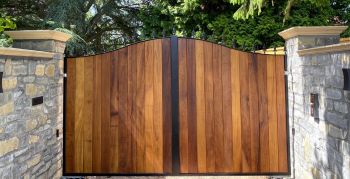 Victorian Bow top Gate hardwood infill