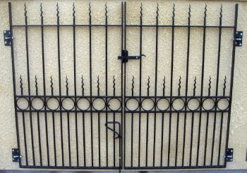 Small Driveway Gates 16