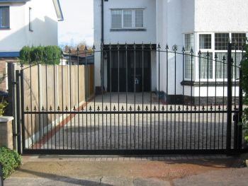 Sliding Gate 11a